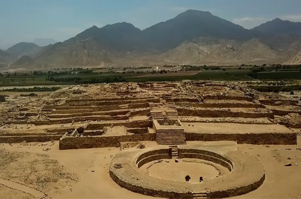 caral-peru Plus ancienne citée antique d'Amérique - Caral - Pérou