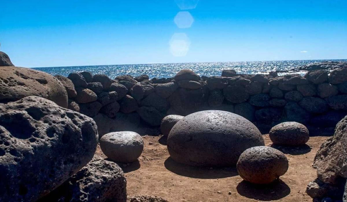 Voyage à l'île de Paques - Agence francophone - Evasion Pérou 8